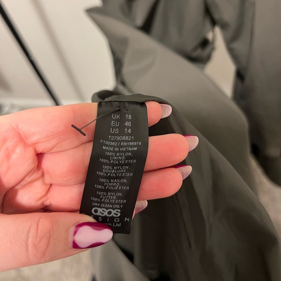 ASOS DESIGN premium top collar trench in dark olive - Picture 9 of 9